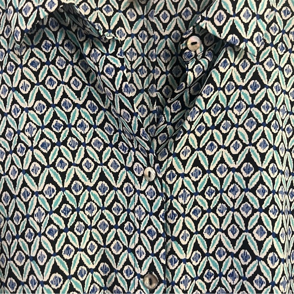 Chico’s Lightweight Blue Geometric Print Button Down Blouse 3/4 Sleeves 2 12/14 - Picture 9 of 9